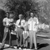 Foppe Floris Walthuis (1887-1977) met Floor en David.jpg