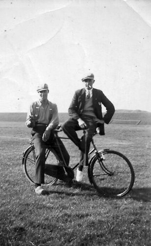 Willem Albertsma en Hylke Heeres (pakje Nikkel)