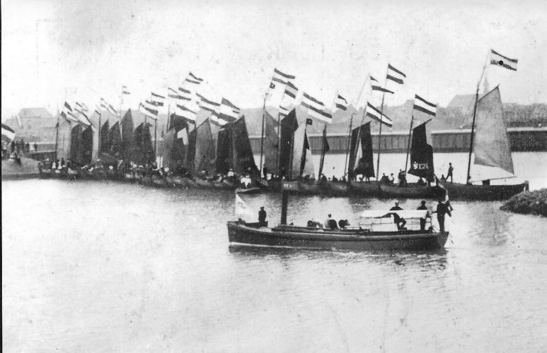 Jollen in haven Stavoren