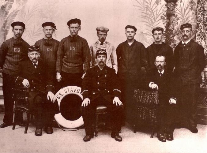 Bemanning stoompont Stavoren anno 1902